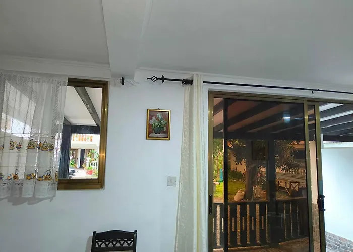 Alpha & Omega Seychelles Apartment Beau Vallon (Mahe)