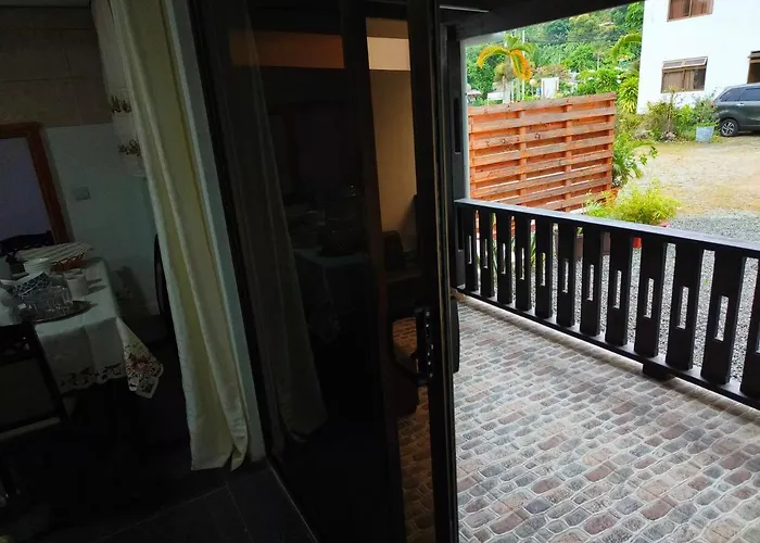 Apartment Alpha & Omega Seychelles *