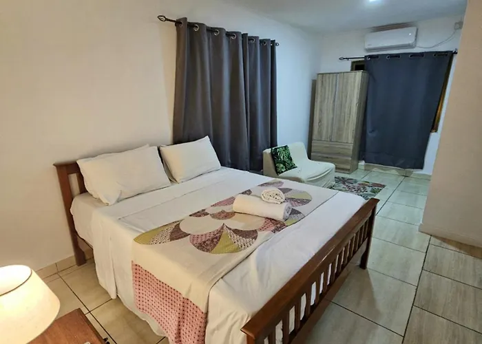 Alpha & Omega Seychelles Apartment *
