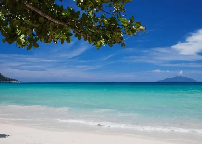 Alpha & Omega Seychelles Apartment *