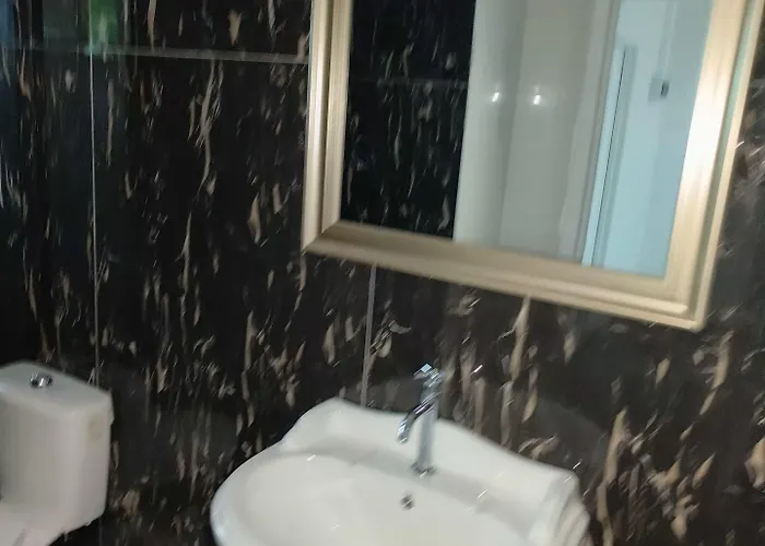 Alpha & Omega Seychelles Apartment *